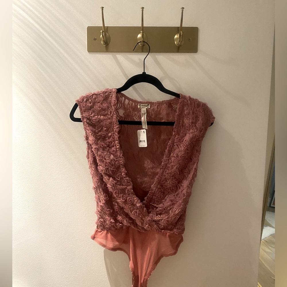 free people - lace body suit - rose - thong - size s - NWT